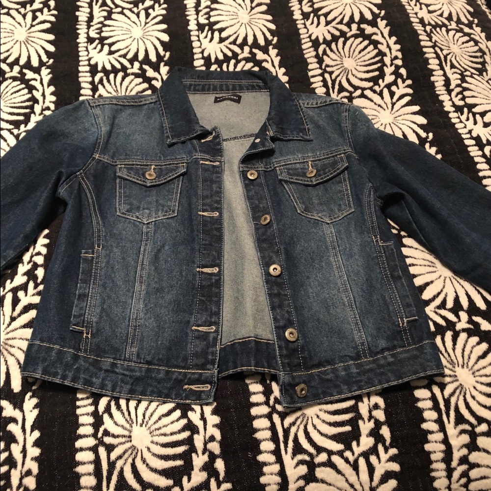 Stylish Jean Jacket! L/XL